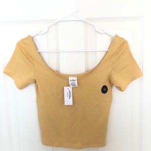 Tillys cropped shirt